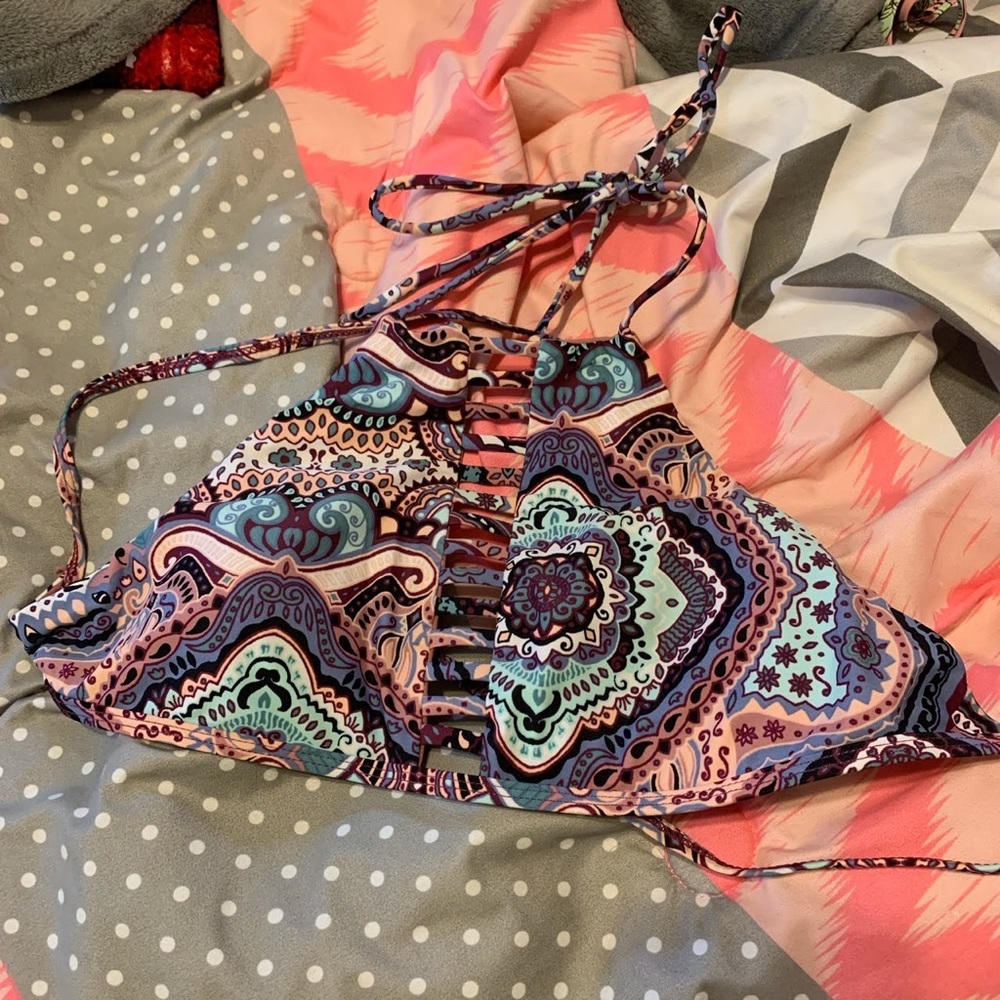 Bathing suit top